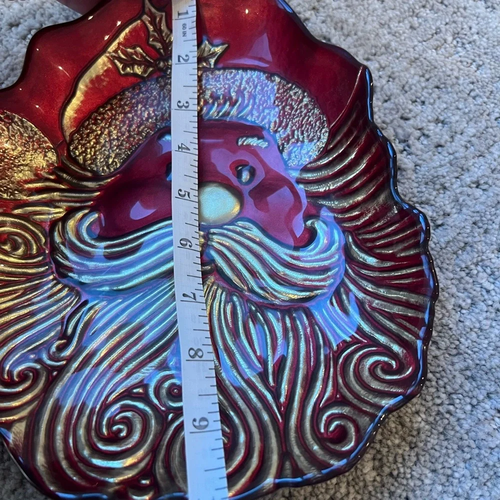 Santa Claus Holiday Candy Dish – Embossed Red & Gold Metal Resin with Glass